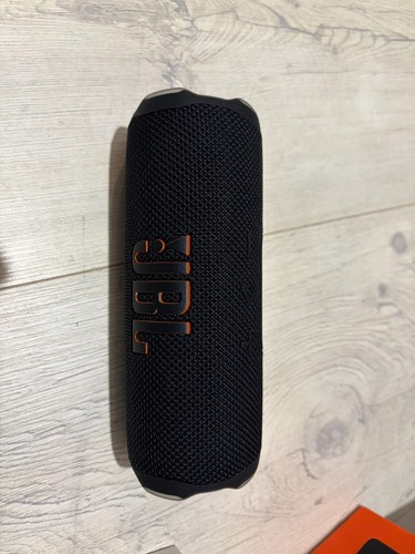 Jbl flip portable bluetooth - jbl,